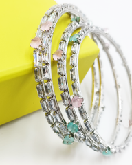 Saira Bangles