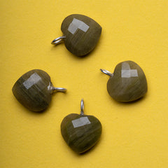 "HEART" Healing Pendant : Green Zed