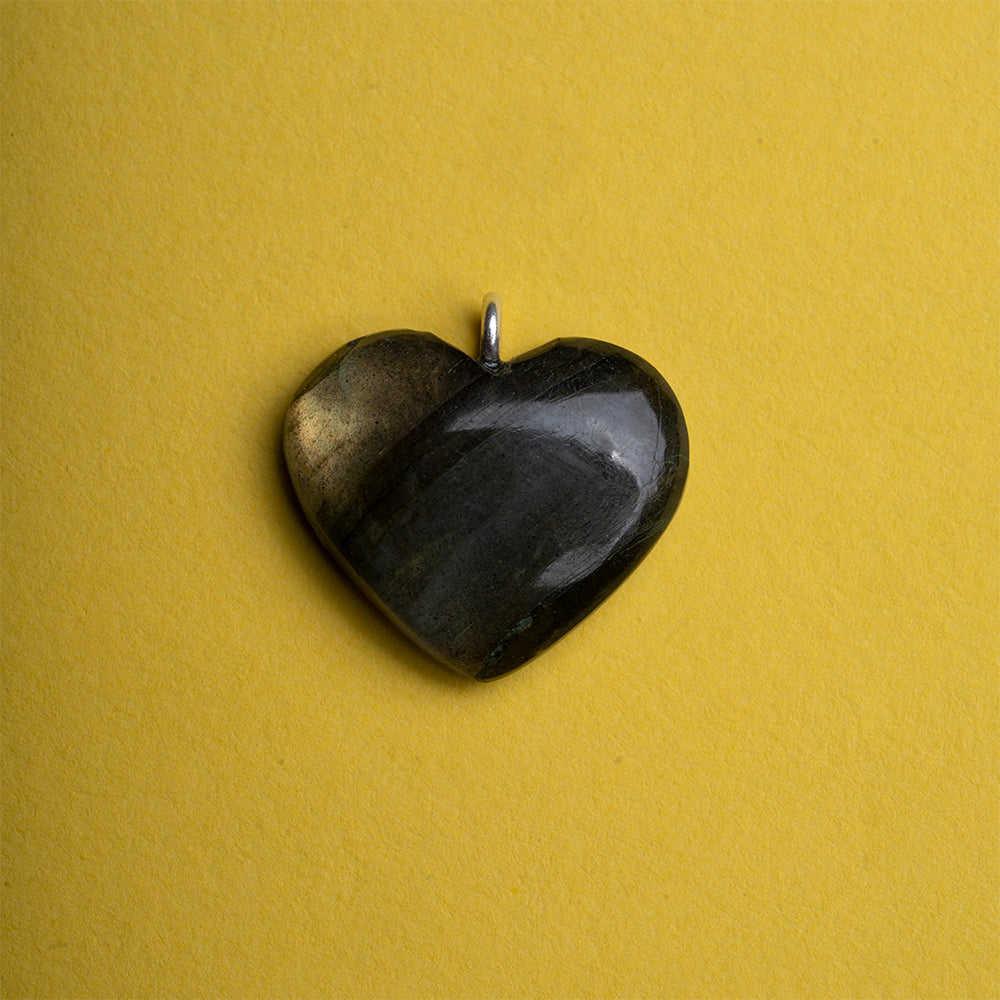 "HEART" Healing Pendant : Labradorite