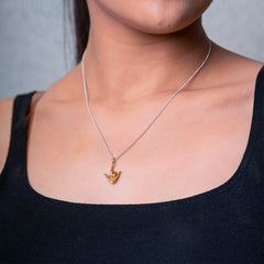 "I Love You" in Sign Language Pendant : Gold-Plating